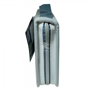 Trousse avec fournitures scolaires complètes